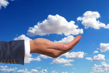 Evaluating cloud communications providers